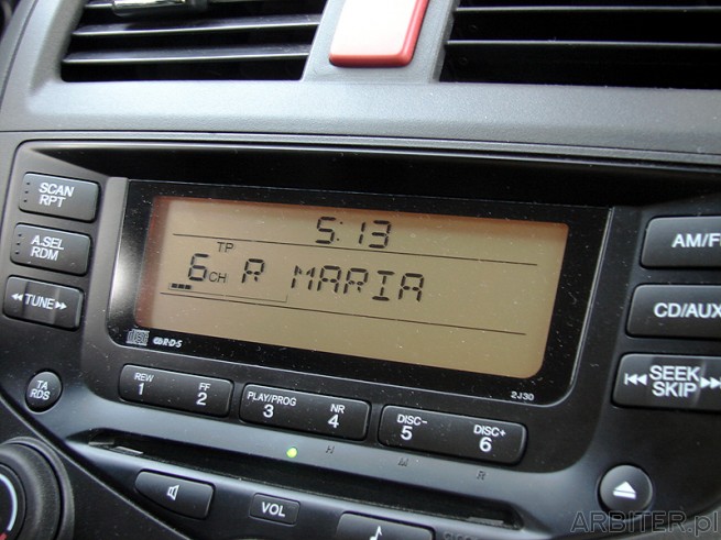 Włosi też mają swoje radio maria. Tak jak u nas, odprawiają modły. W Arabbie ...